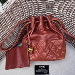 Authentic CHANEL brown lambskin drawstring bucket bag with pouch vintage